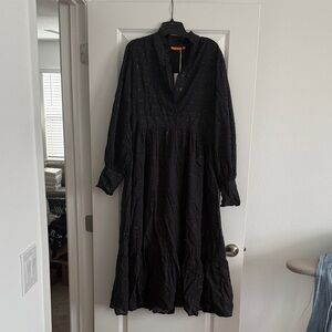 Oliphant Black Long Sleeve Dress